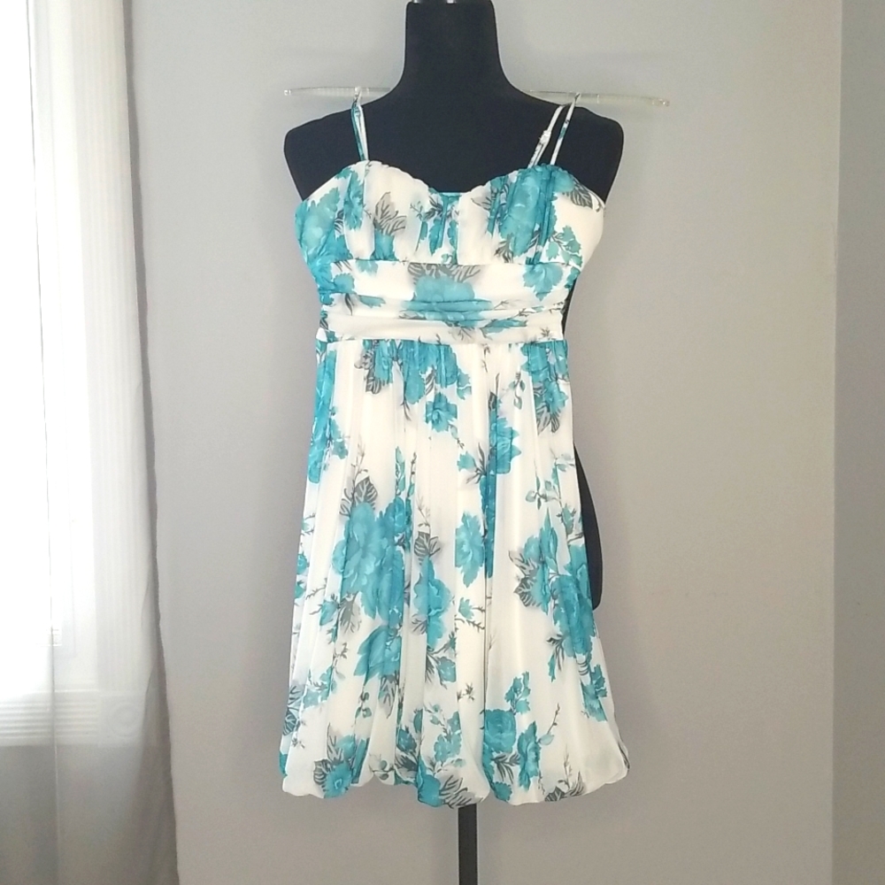 Speechless turquoise/white/gray dress size XS. NWT.
